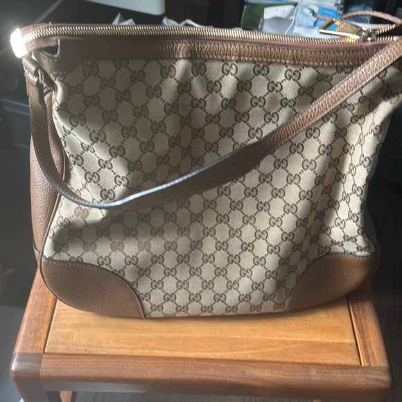 Gucci Beige and Brown Hobo Bag - Picture 2 of 7